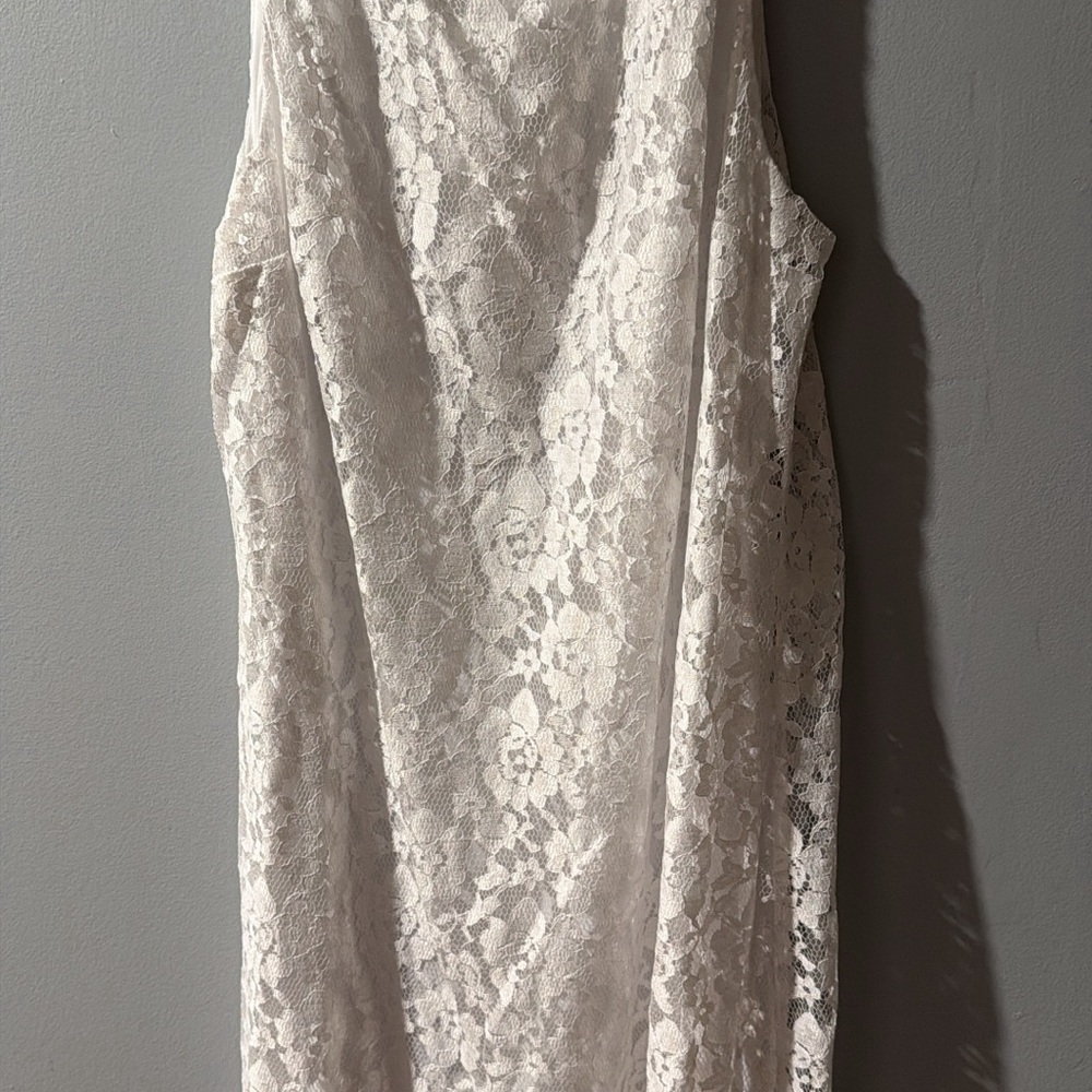 Elegant White Lace Sleeveless Dress